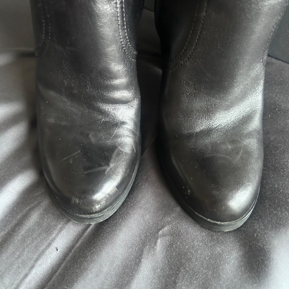 Prada Leather boots - Picture 5 of 11
